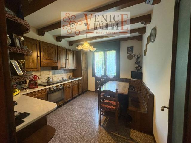 Villa in vendita a Mirano VE