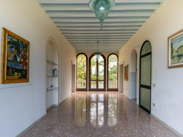 Villa in vendita a Mirano VE