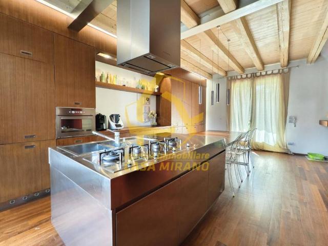 Villa in vendita a Mirano VE