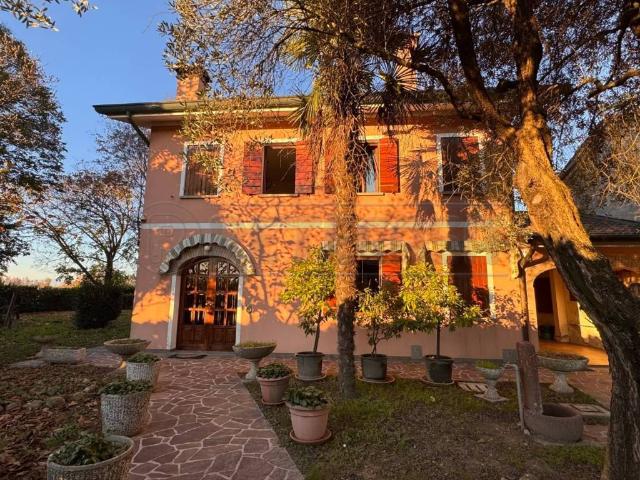 Villa in vendita a Mirano VE