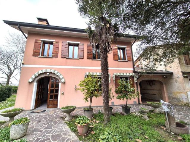 Villa in vendita a Mirano VE