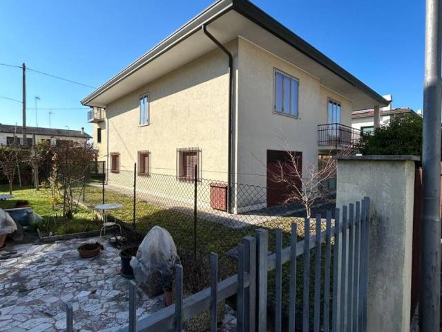 Villa in vendita a Mirano VE