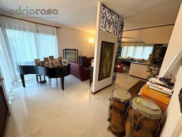 Villa in vendita a Misano Adriatico
