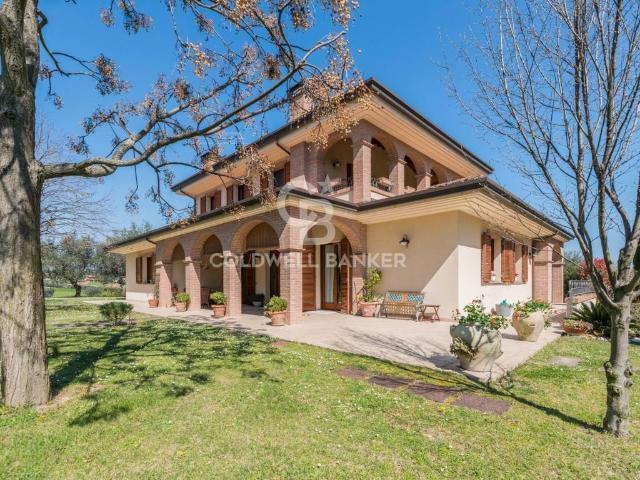 Villa in vendita a Misano Adriatico RN