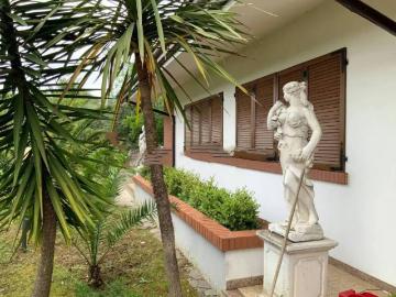 Villa in vendita a Misano Adriatico RN