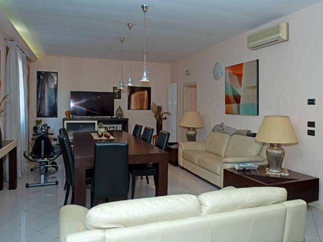 Villa in vendita a Misano Adriatico RN