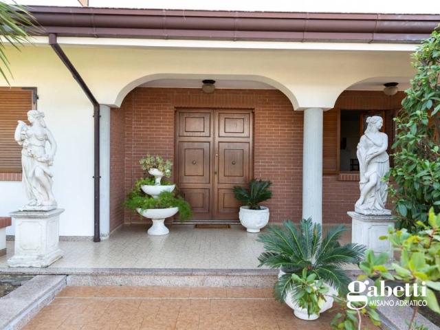 Villa in vendita a Misano Adriatico RN