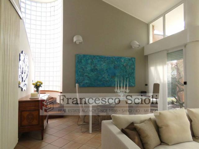 Villa in vendita a Misinto MB