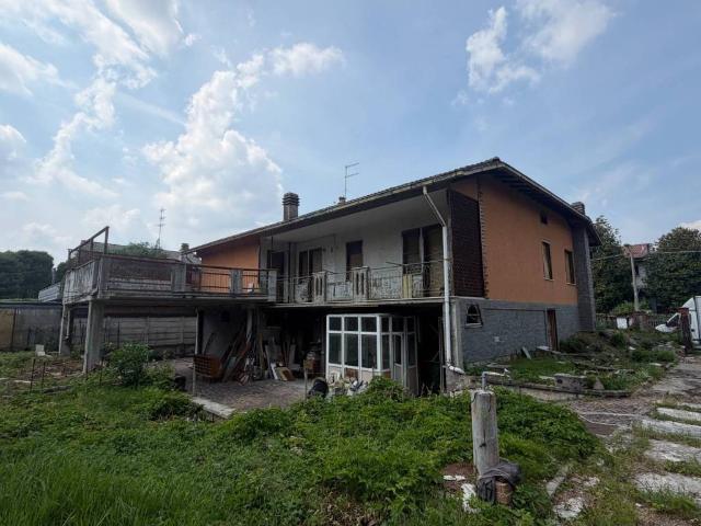 Villa in vendita a Misinto MB