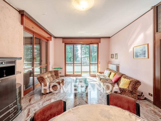 Villa in vendita a Misinto MB