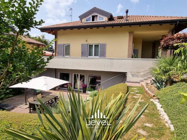 Villa in vendita a Missaglia LC