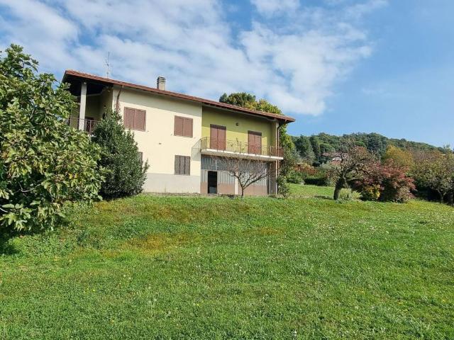 Villa in vendita a Missaglia LC