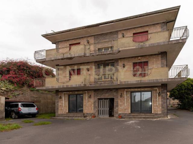 Villa in vendita a Misterbianco CT