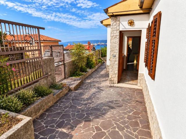 Villa in vendita a Muggia TS