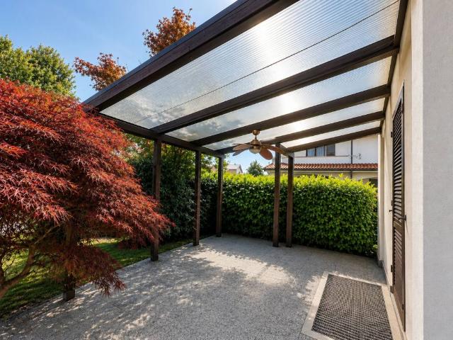 Villa in vendita a Muggiò MB