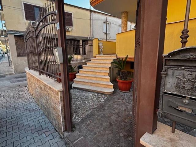 Villa in vendita a Mugnano di Napoli NA