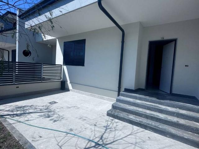 Villa in vendita a Mugnano di Napoli NA