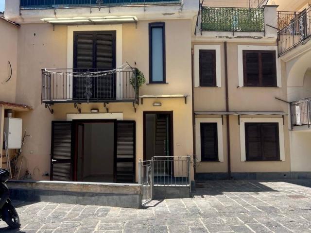 Villa in vendita a Mugnano di Napoli NA