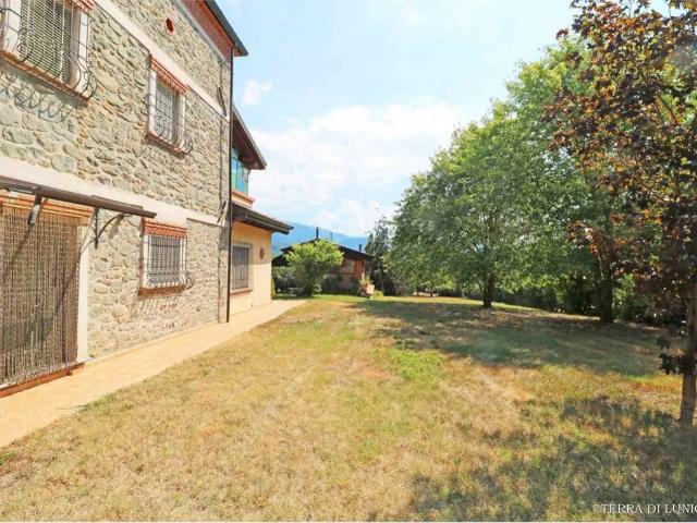 Villa in vendita a Mulazzo MS