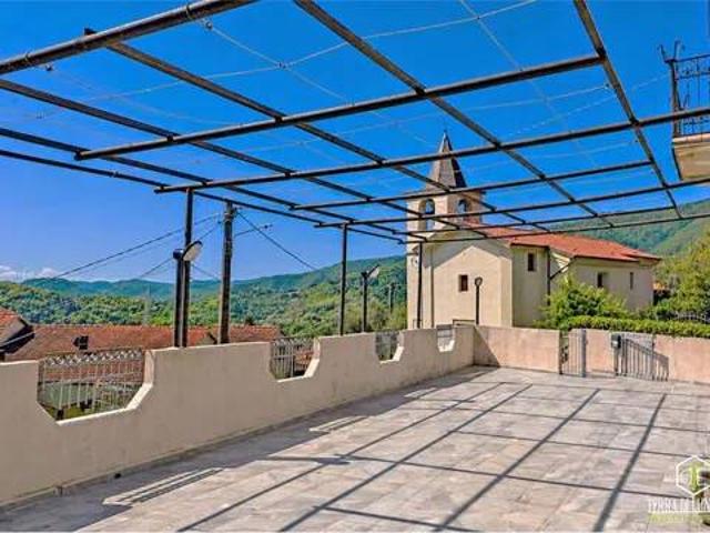 Villa in vendita a Mulazzo MS