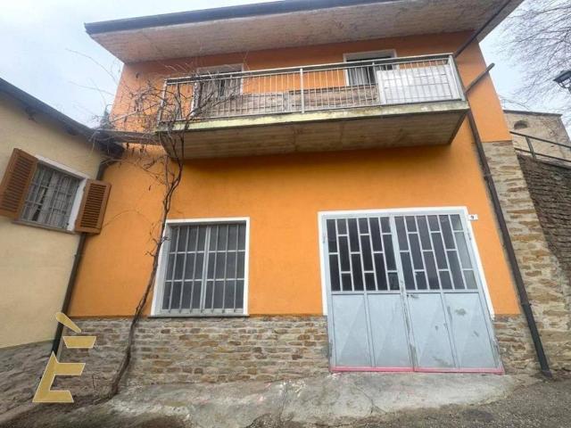 Villa in vendita a Murazzano CN