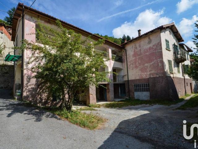 Villa in vendita a Murialdo SV