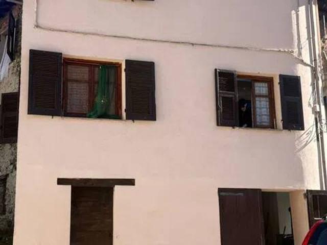 Villa in vendita a Murialdo SV
