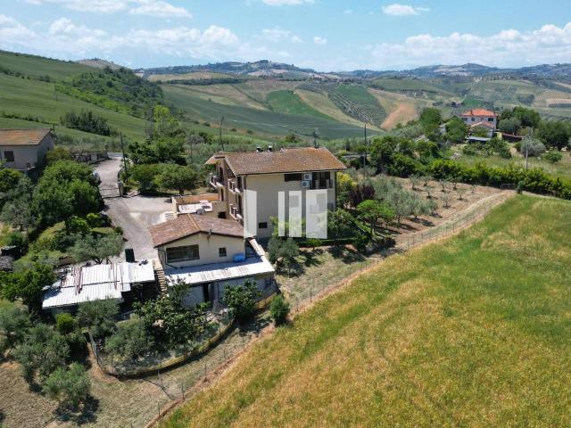 Villa in vendita a Notaresco TE