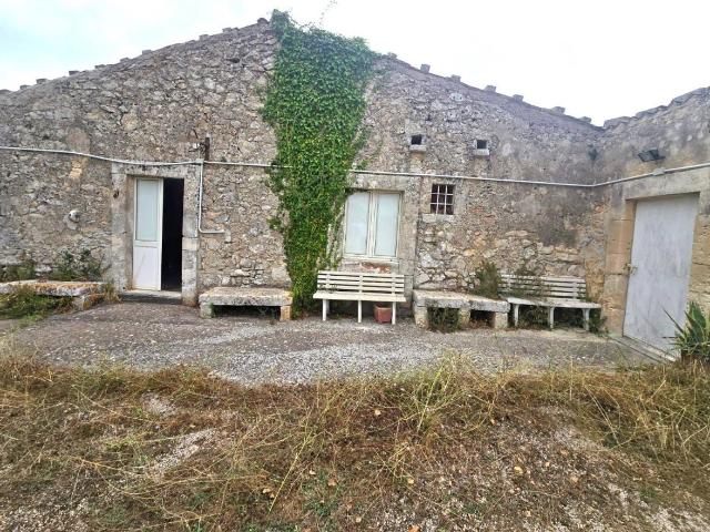 Villa in vendita a Noto