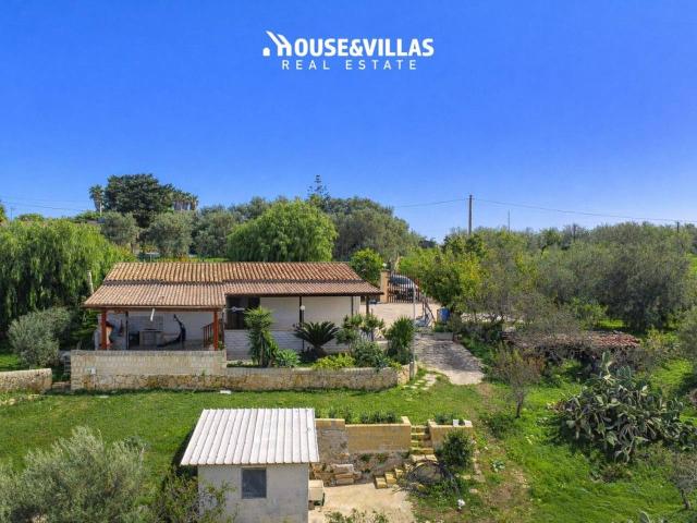 Villa in vendita a Noto