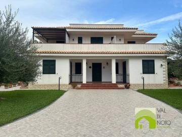 Villa in vendita a Noto SR