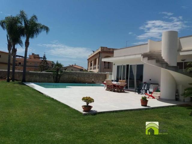 Villa in vendita a Noto SR