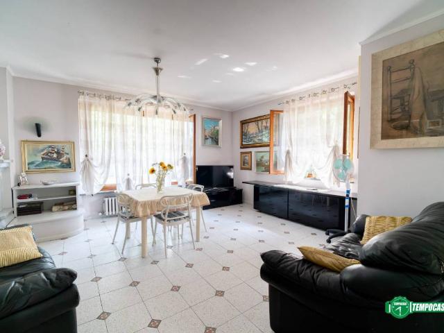 Villa in vendita a Nova Milanese MB