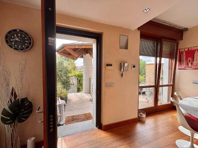 Villa in vendita a Nova Milanese MB