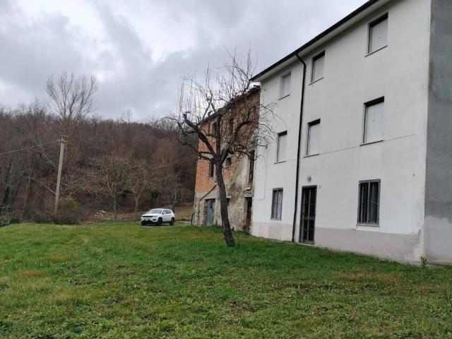 Villa in vendita a Novafeltria RN