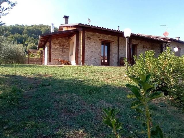 Villa in vendita a Novafeltria RN