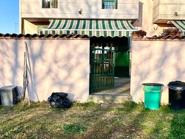 Villa in vendita a Novara NO