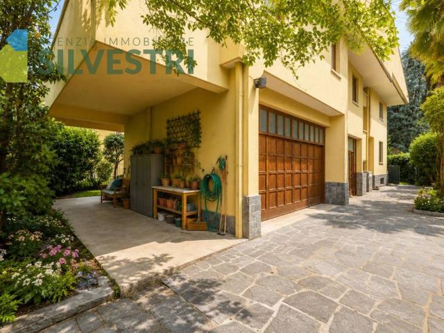 Villa in vendita a Novara NO