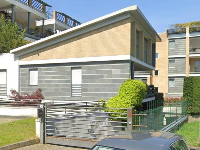 Villa in vendita a Novara NO