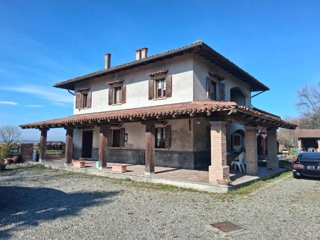 Villa in vendita a Novara NO