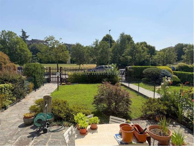 Villa in vendita a Novara NO