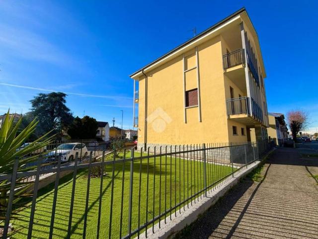 Villa in vendita a Novara NO