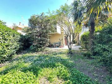 Villa in vendita a Novara NO