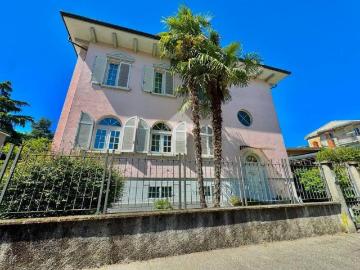 Villa in vendita a Novara NO