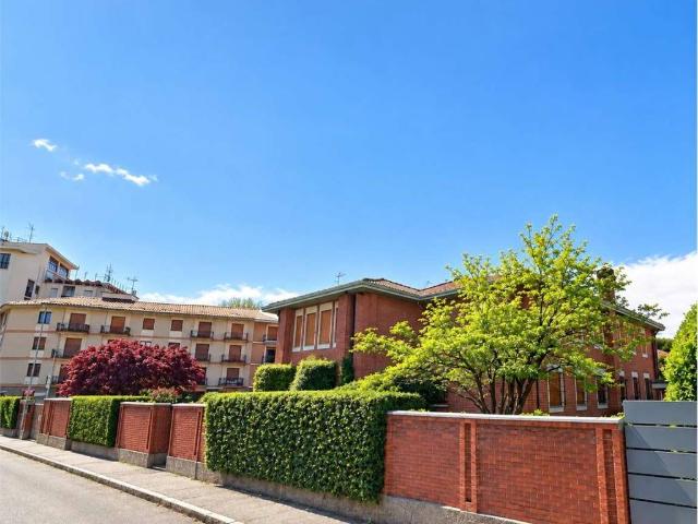 Villa in vendita a Novara NO