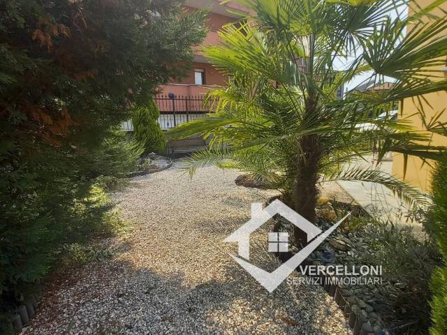 Villa in vendita a Novara NO