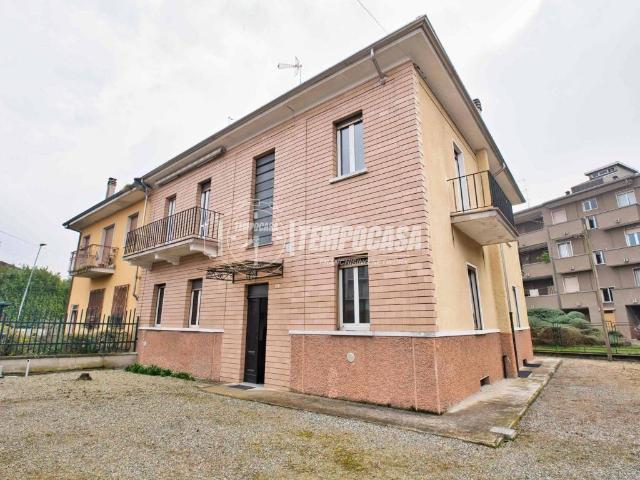 Villa in vendita a Novara NO