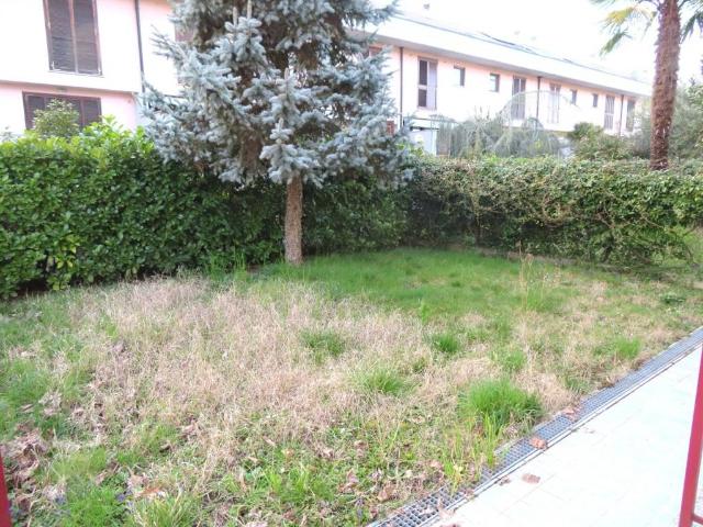 Villa in vendita a Novara NO