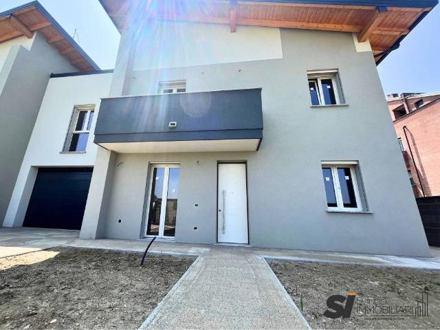 Villa in vendita a Novara NO