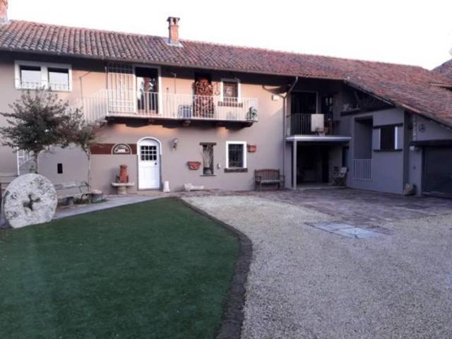 Villa in vendita a Novara